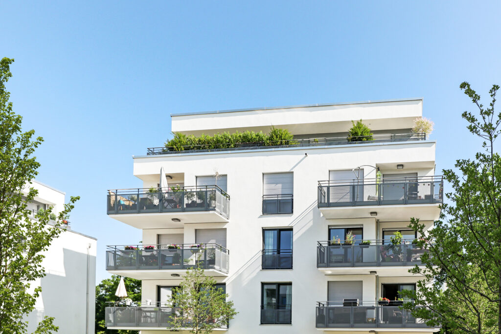 Blick auf eine typische Regensburger Wohnanlage, Neubau