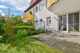 2-Zimmer-Gartenglück mit Stellplatz in Feldmoching: Sofort einziehen! - Terrasse mit Garten