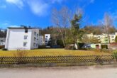 Gegen Gebot - Baugrundstück für MFH im Regensburger Speckgürtel - Ansicht straßenseitig