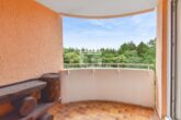 Waldblick-Wohnung mit Aufzug & Potenzial auf 5 Zimmer in Haar - Loggia West mit Waldblick
