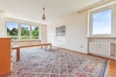 Waldblick-Wohnung mit Aufzug & Potenzial auf 5 Zimmer in Haar - Wohnen