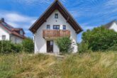 Attraktives Baugrundstück für Doppelhaushälfte vor den Toren Münchens - Blick auf Garten mit Altbestand