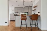 Parkblick in Bogenhausen – Kernsaniertes Design-Penthouse mit Sonnenterrasse - Küche