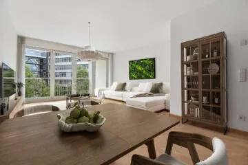 Modern & barrierefrei Wohnen am Westfriedhof: 2,5-Zimmer-Wohnung mit Süd-Balkon, 80992 München, Etagenwohnung