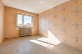 Über den Dächern von Bogenhausen: Sofort verfügbare 2-Zimmer-Wohnung mit Potenzial - Schlafzimmer